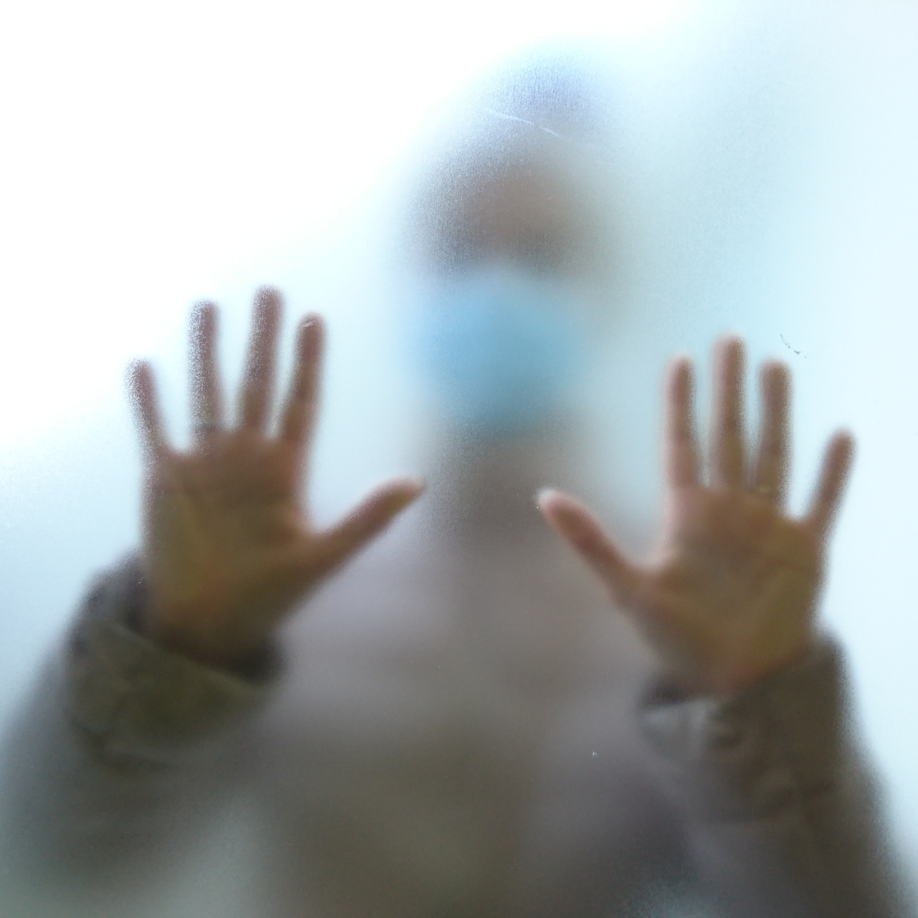 expulsion implosion et explosion thandoula fin de vie